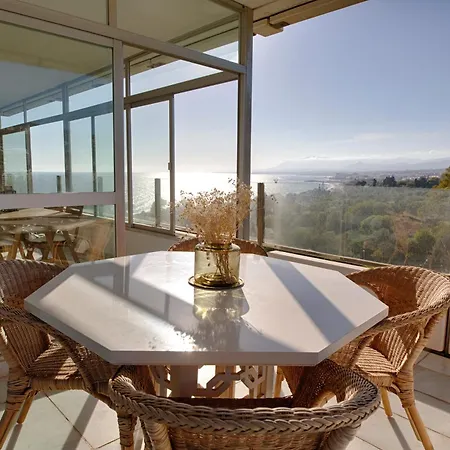 Torre Real Apartment *